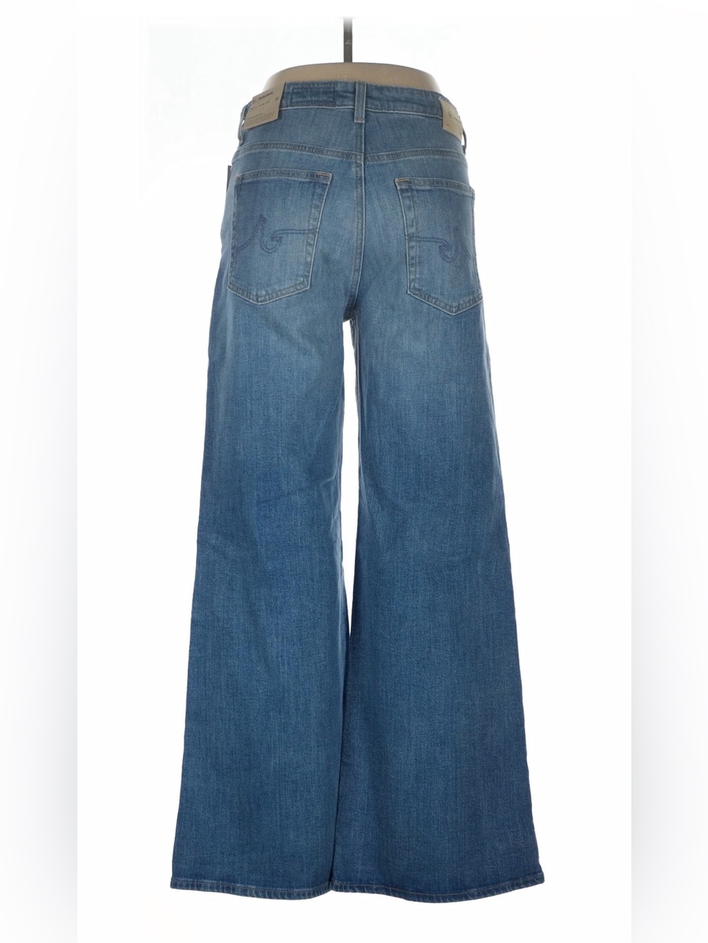 Ag Adriano Goldschmied NWT Saige Wide Leg Jeans, size 30, aged denim - Picture 2 of 10